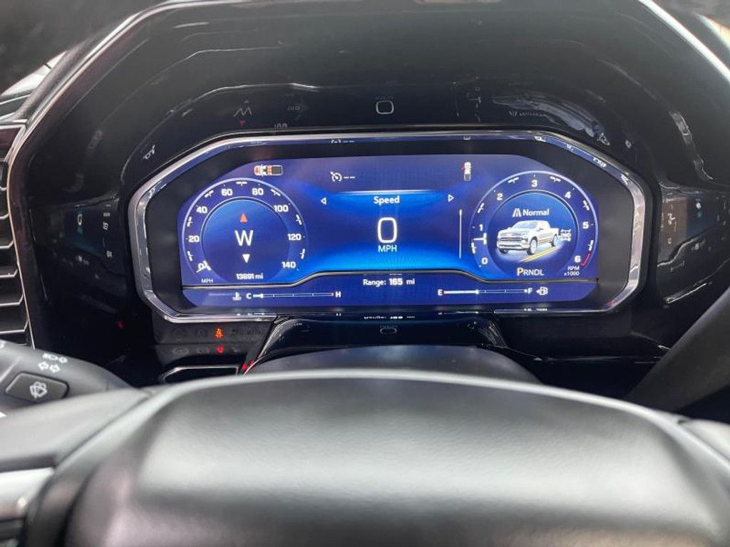 2024 CHEVROLET Silverado - photo 10