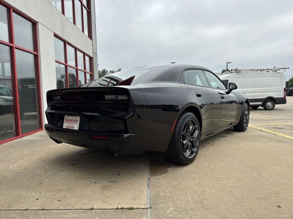 2026 DODGE Charger - photo 5