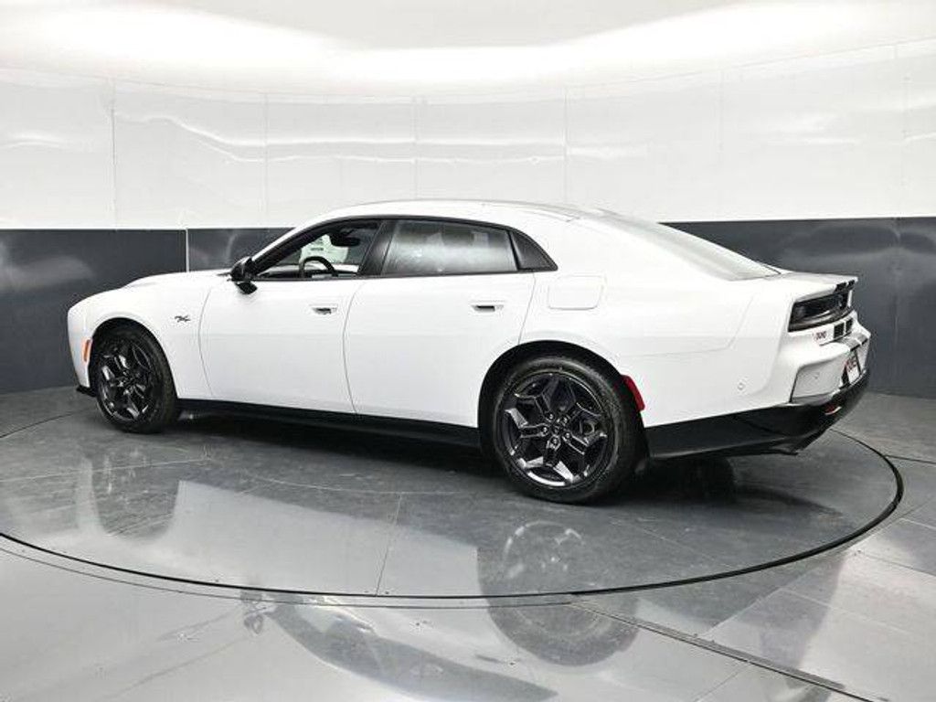 2026 DODGE Charger - photo 8