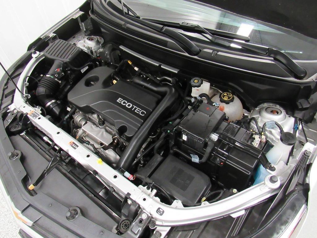2021 CHEVROLET Equinox - photo 24