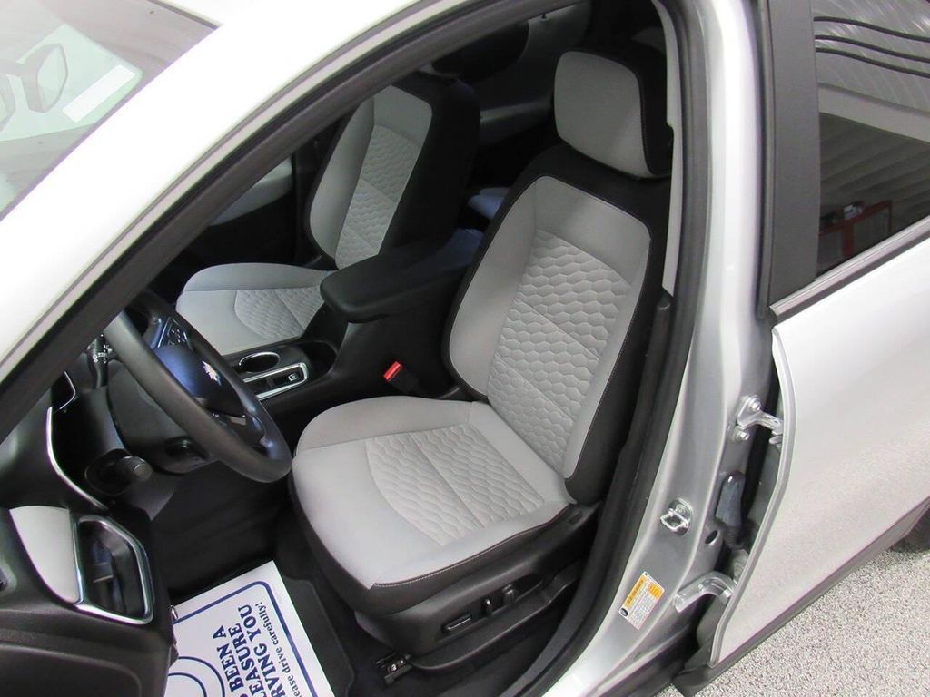 2021 CHEVROLET Equinox - photo 28
