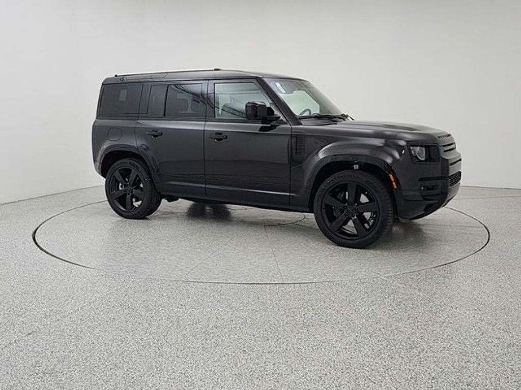 2026 LAND ROVER Defender - photo 4