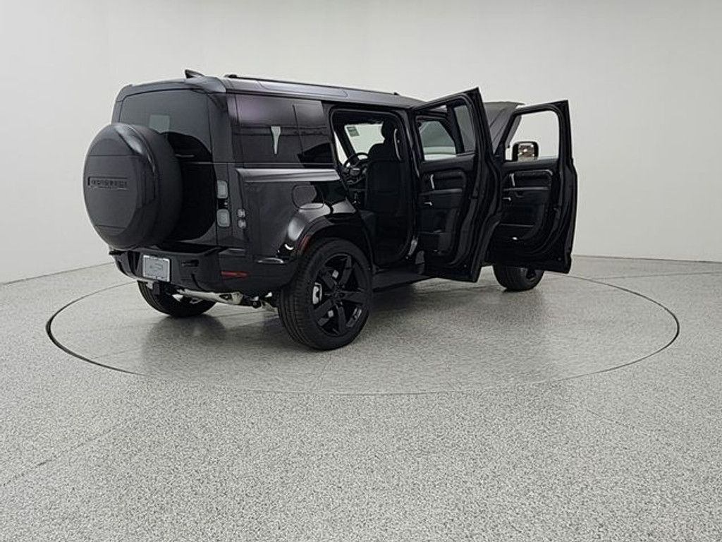 2026 LAND ROVER Defender - photo 12