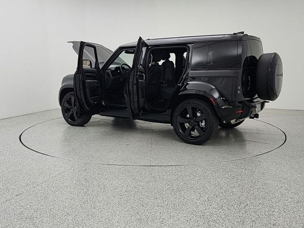 2026 LAND ROVER Defender - photo 13