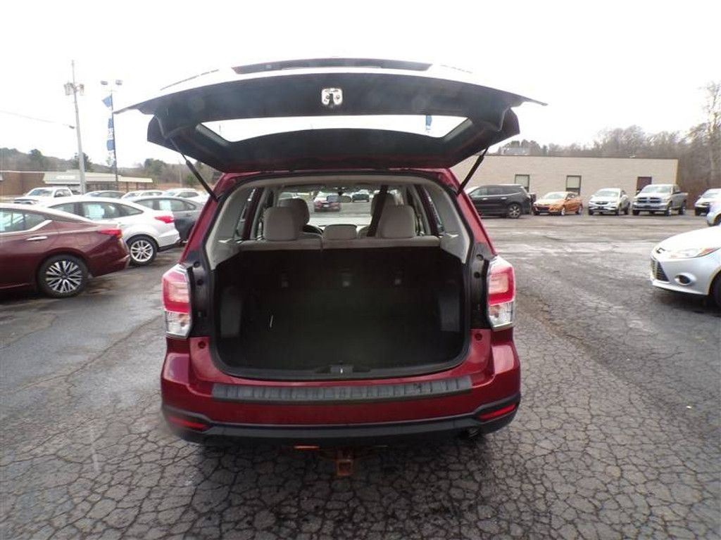2017 SUBARU Forester - photo 14