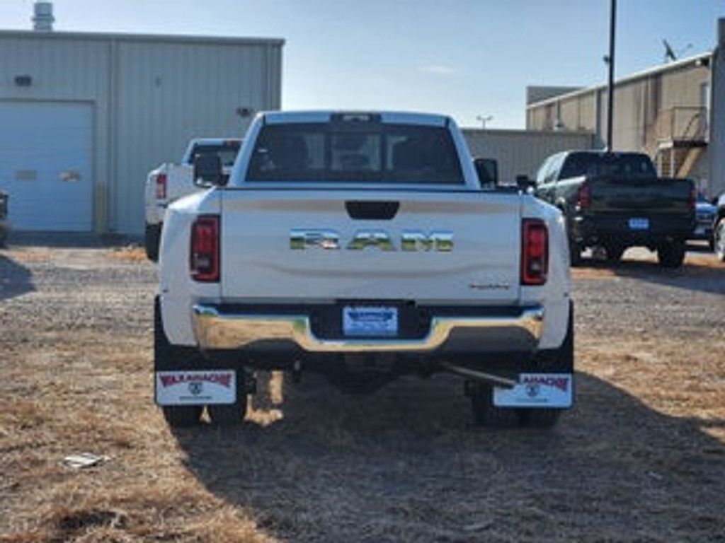 2026 RAM 3500 - photo 5