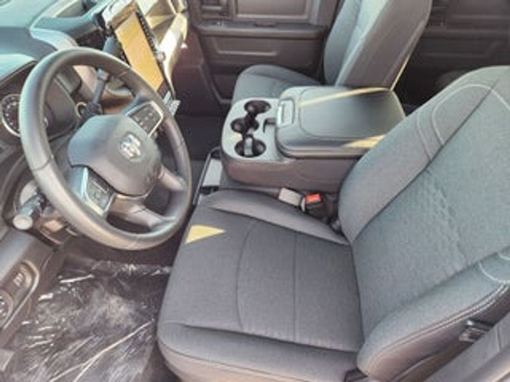 2026 RAM 3500 - photo 11