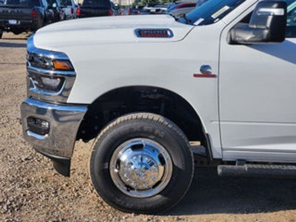 2026 RAM 3500 - photo 8