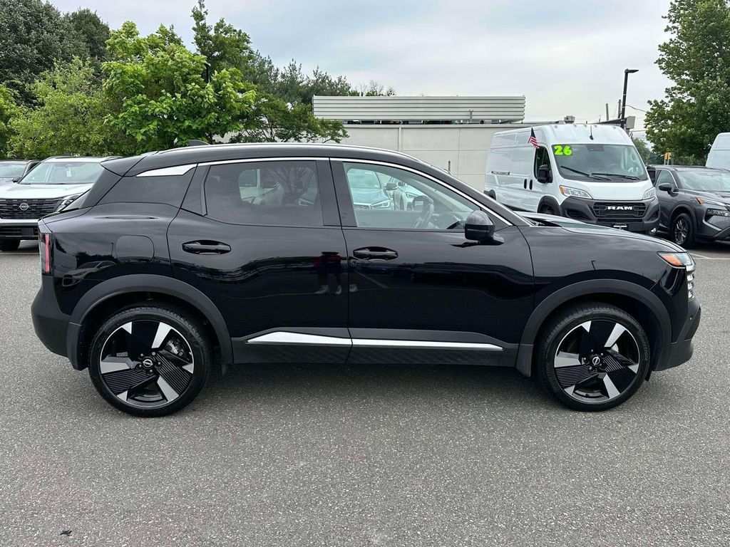 2025 NISSAN Kicks MPV - photo 3