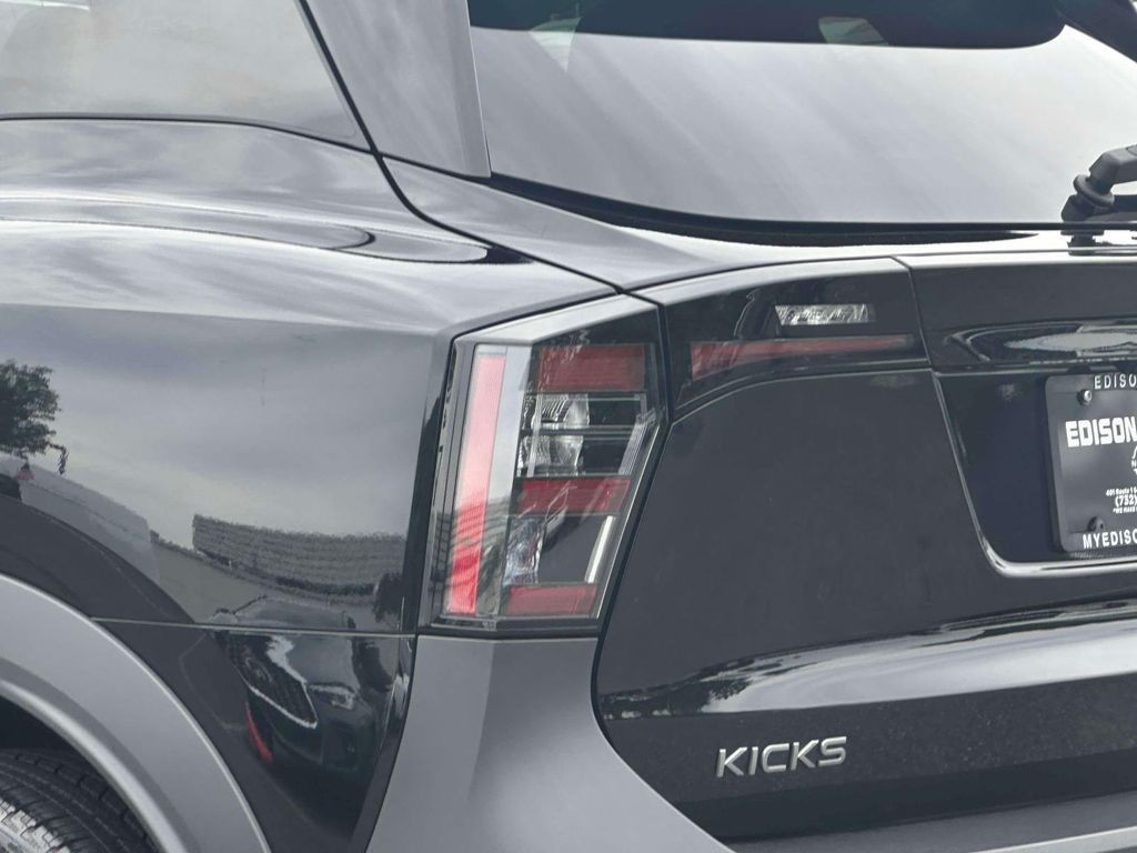2025 NISSAN Kicks MPV - photo 8