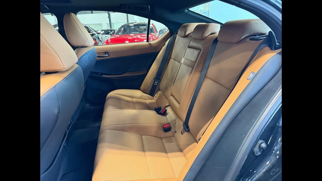 2025 LEXUS IS - photo 28