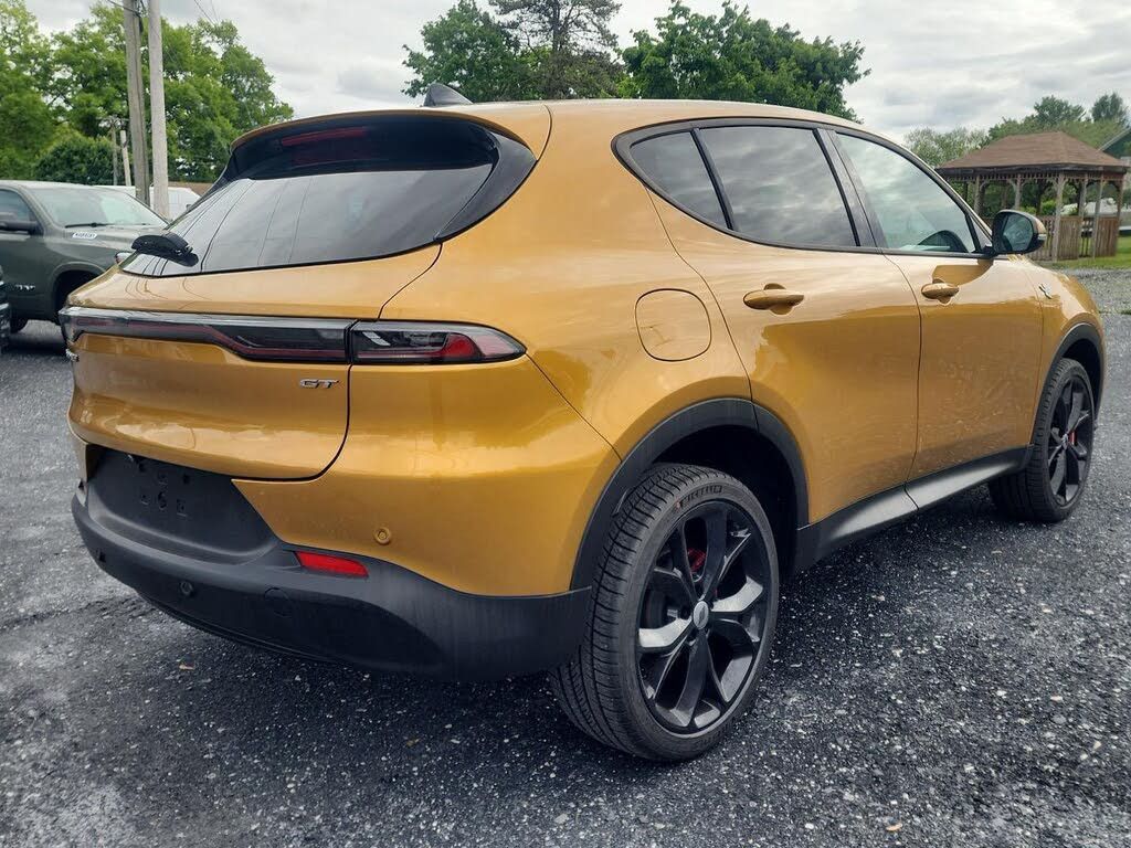 2024 DODGE Hornet - photo 5
