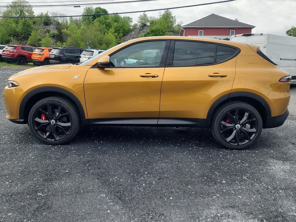 2024 DODGE Hornet - photo 8