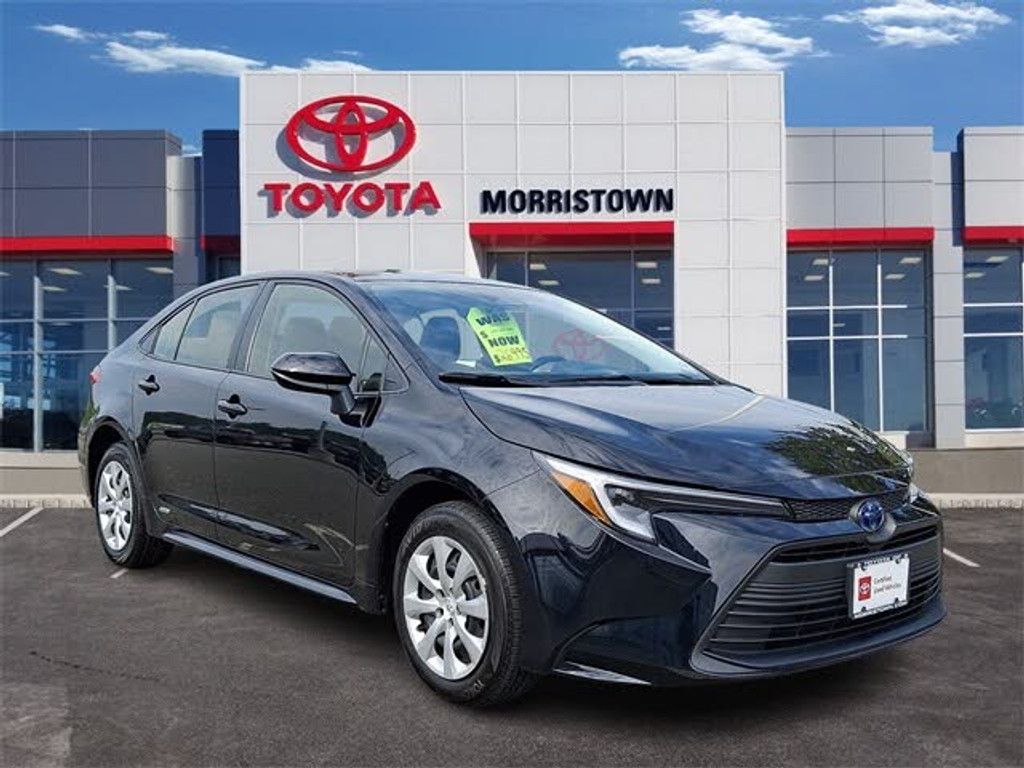 2025 TOYOTA Corolla LE, SE for sale