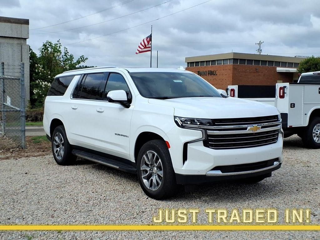 2024 Chevrolet Suburban LT