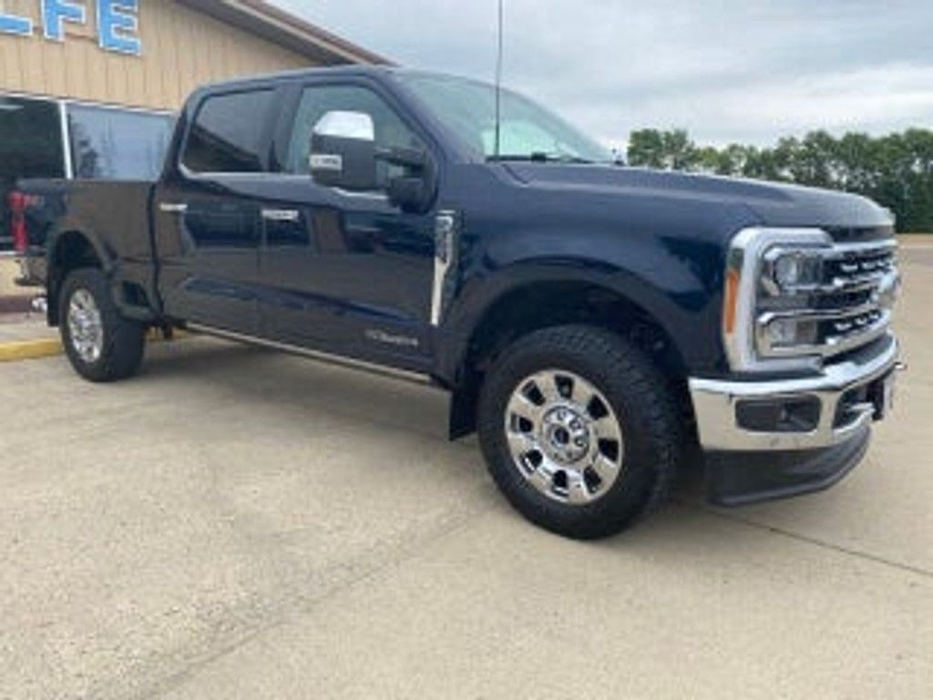 2023 Ford F-350 Lariat
