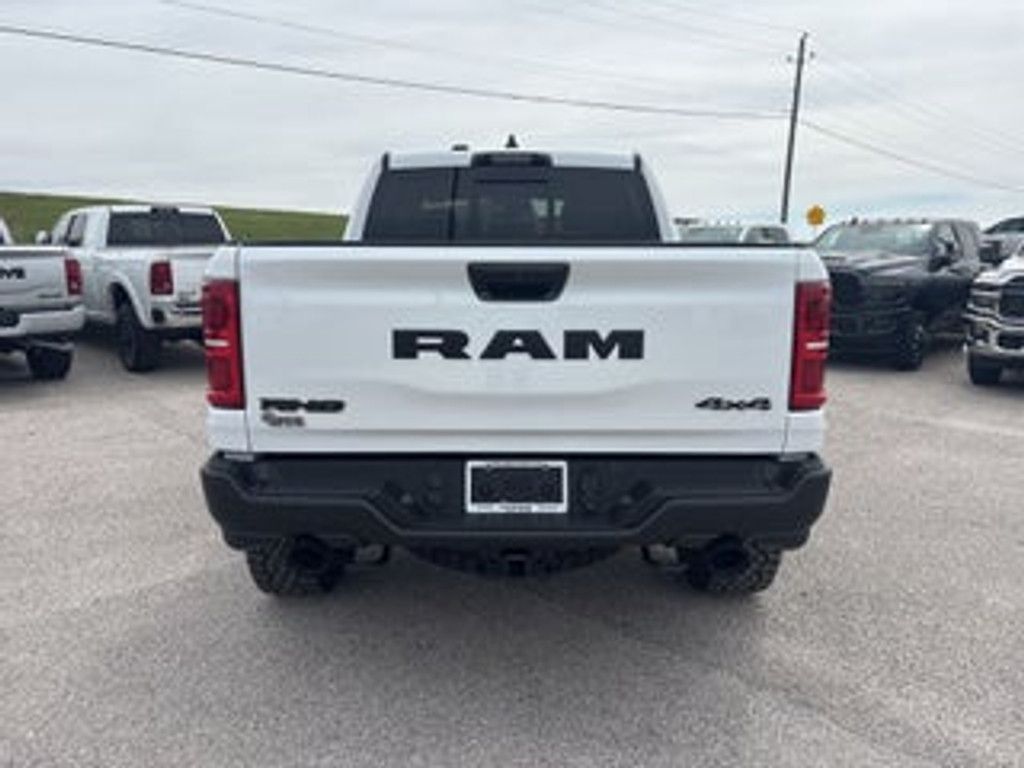 2026 RAM 1500 - photo 5