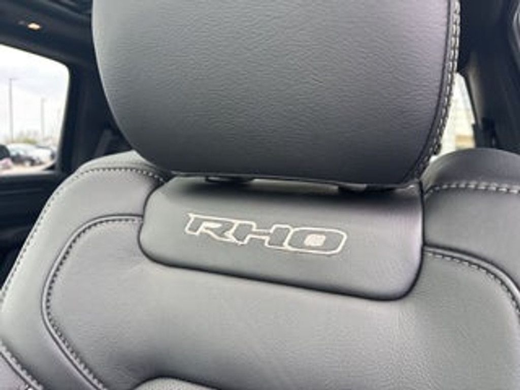 2026 RAM 1500 - photo 18