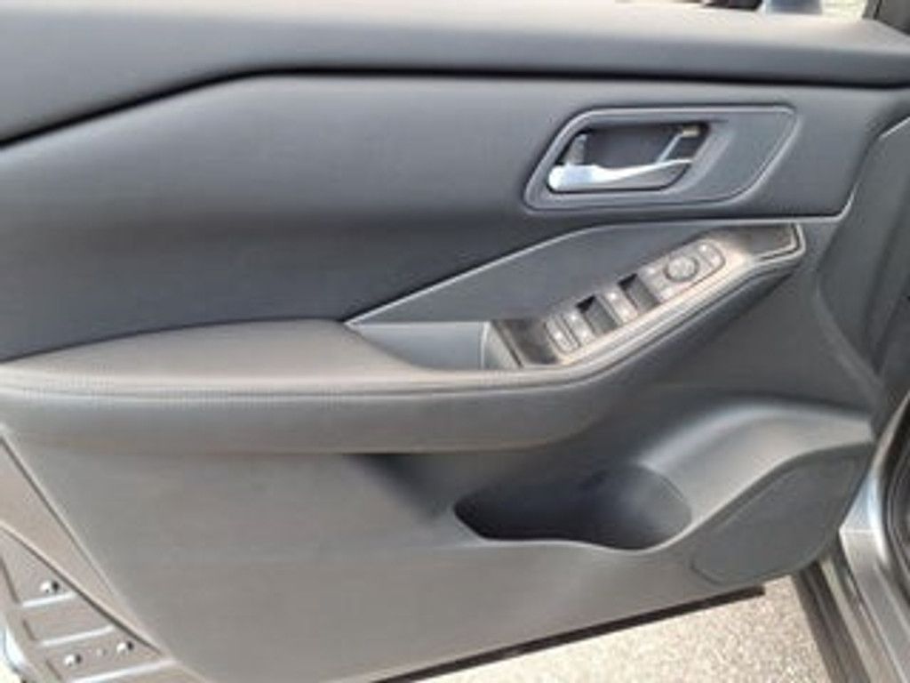 2026 VOLKSWAGEN Tiguan - photo 9