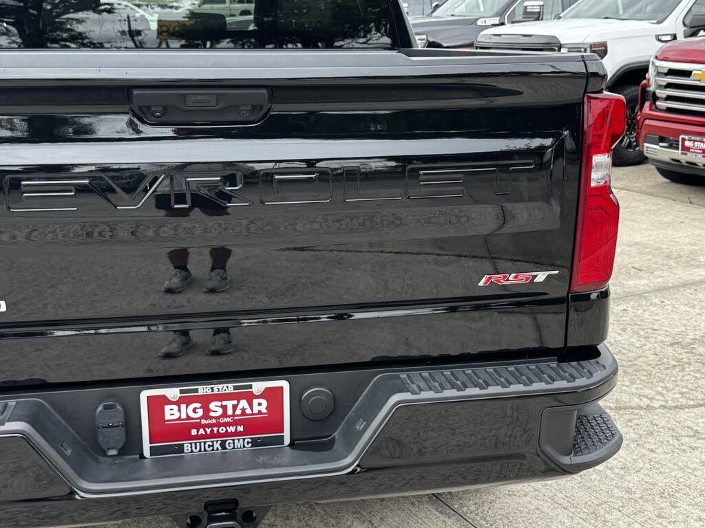 2025 CHEVROLET Silverado - photo 10