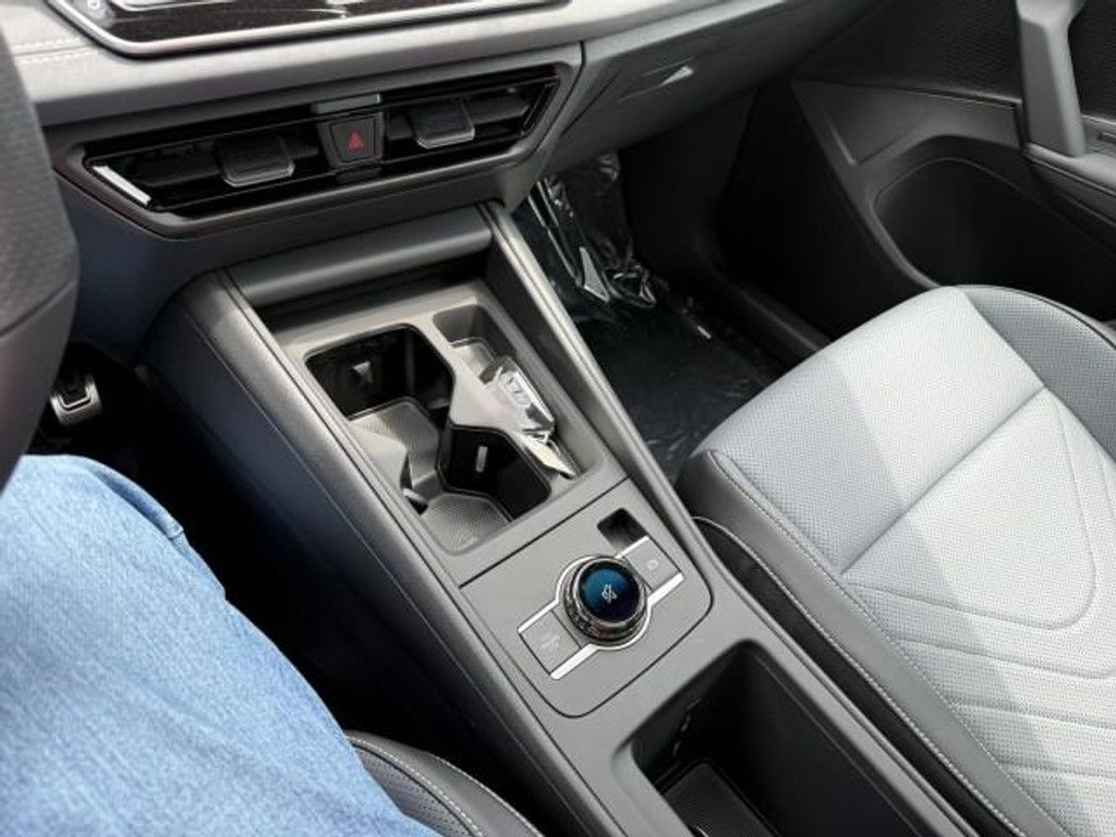 2026 VOLKSWAGEN Tiguan - photo 16