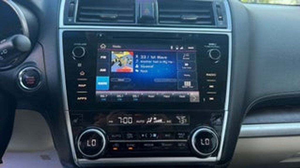 2019 SUBARU Outback - photo 16