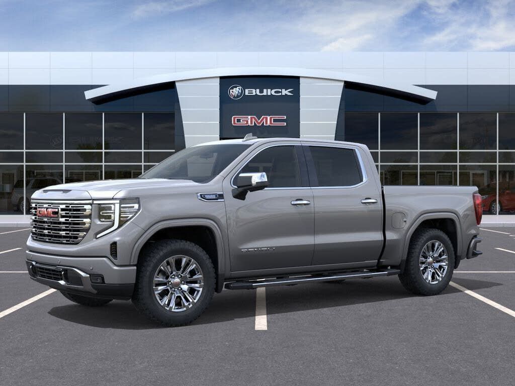 2026 GMC Sierra - photo 2