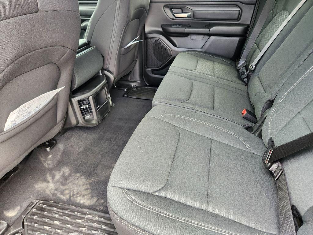 2026 RAM 1500 - photo 21