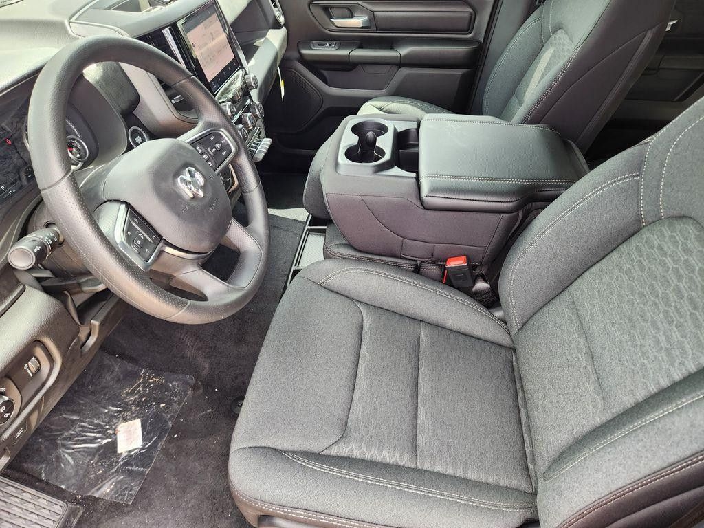 2026 RAM 1500 - photo 9