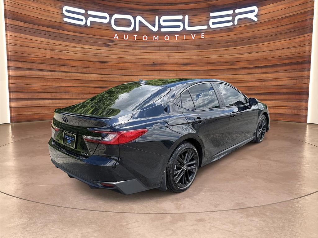 2026 TOYOTA Camry - photo 7