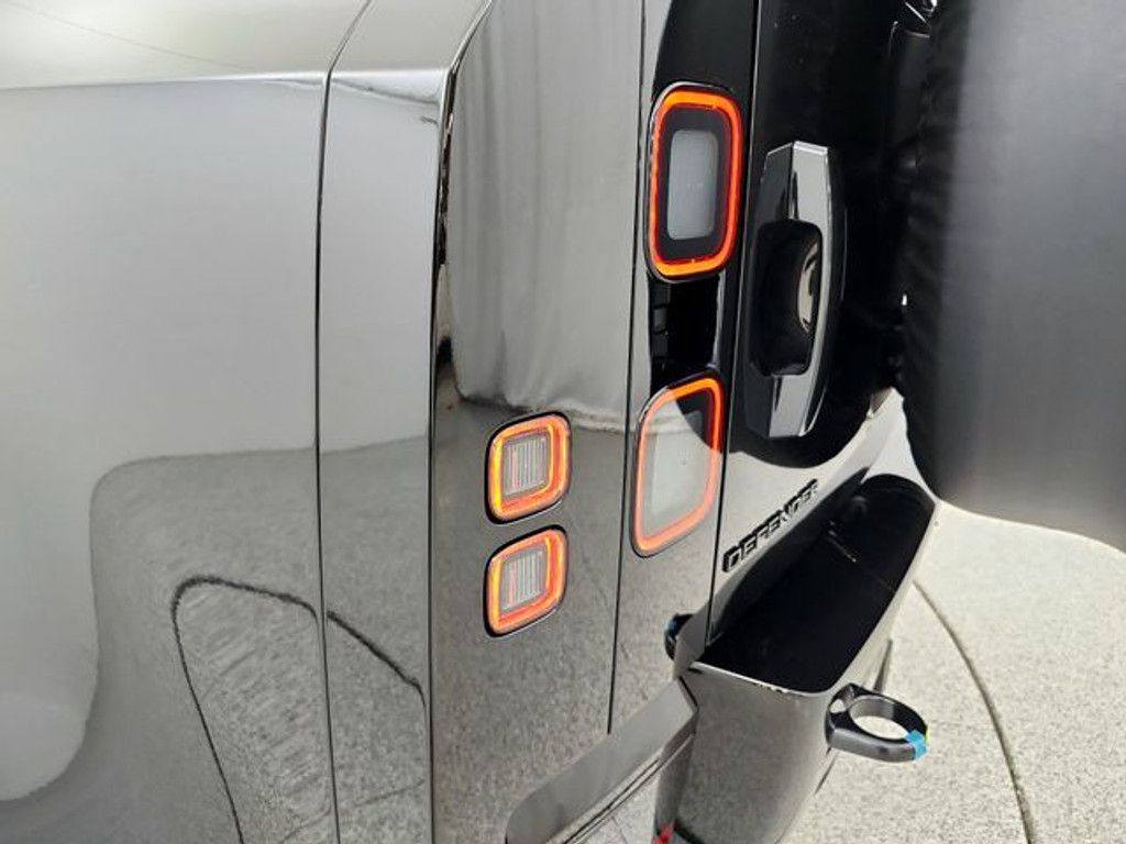 2026 LAND ROVER Defender - photo 28