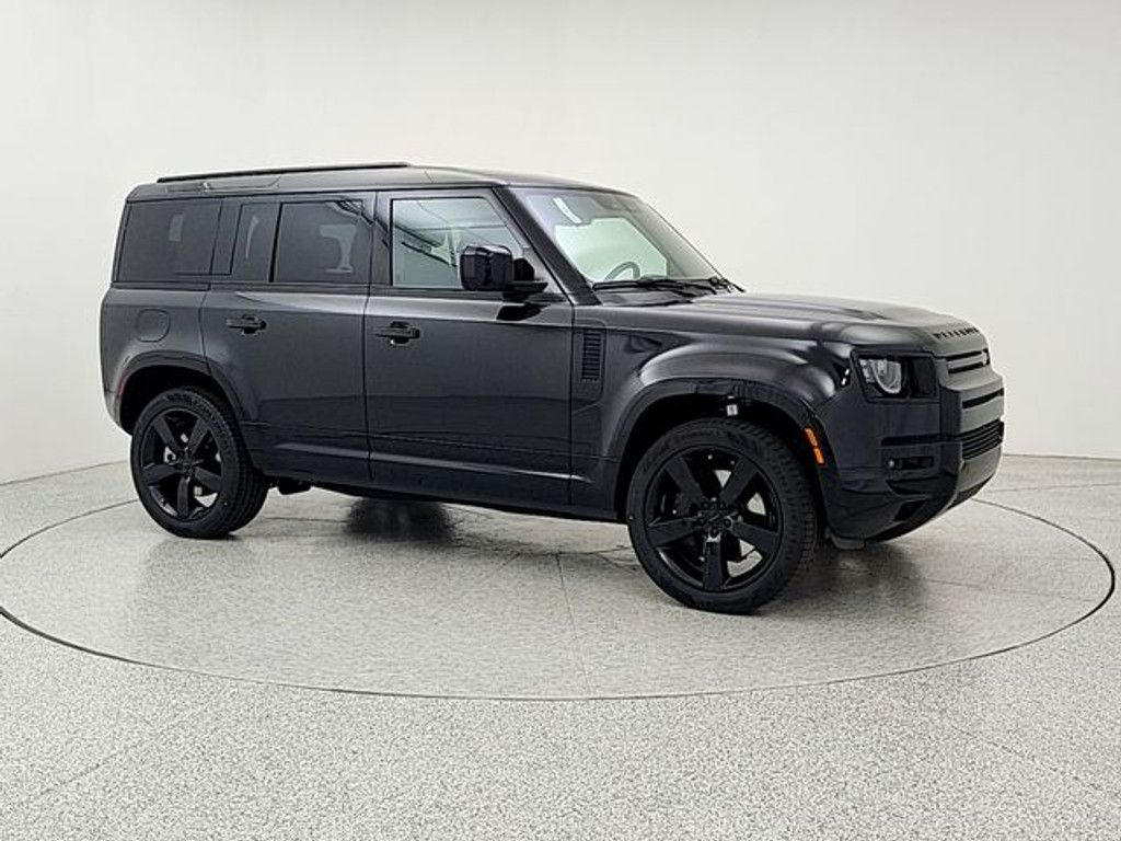 2026 LAND ROVER Defender - photo 4