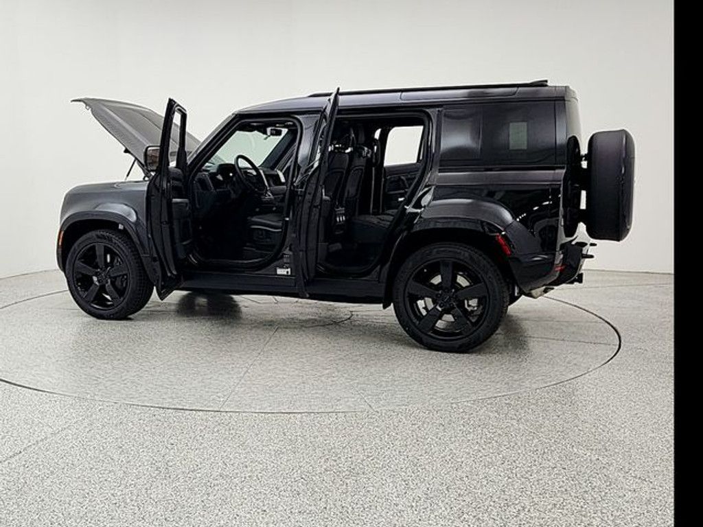 2026 LAND ROVER Defender - photo 13