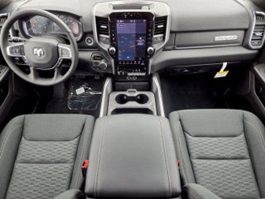 2026 RAM 1500 - photo 21
