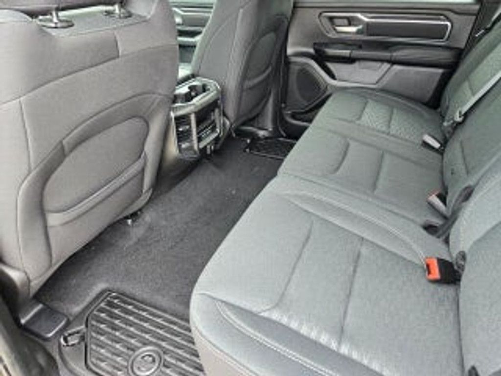 2026 RAM 1500 - photo 22