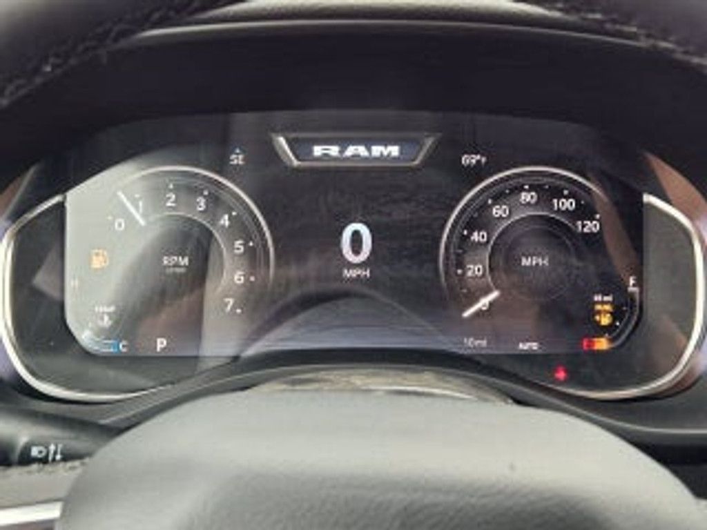 2026 RAM 1500 - photo 13