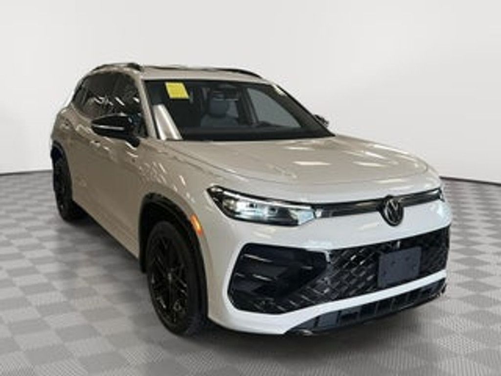 2026 VOLKSWAGEN Tiguan - photo 2