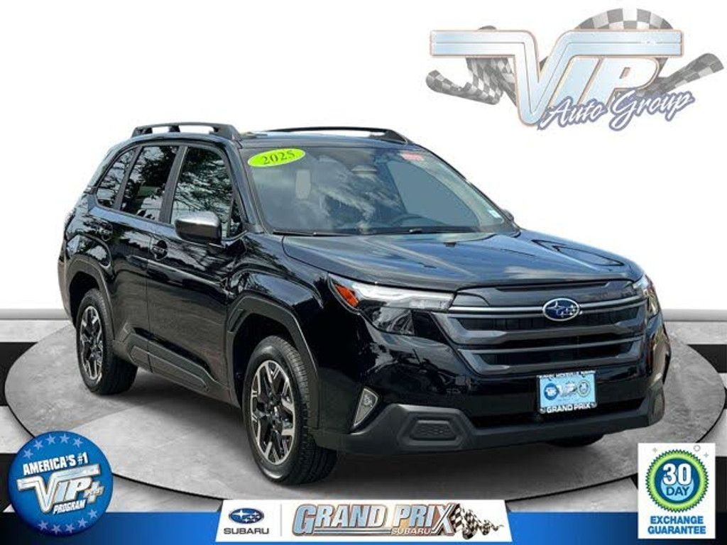 2025 Subaru Forester Premium Base