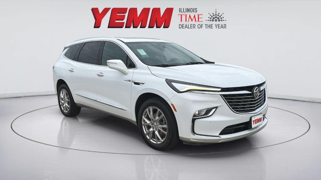 2023 Buick Enclave Essence