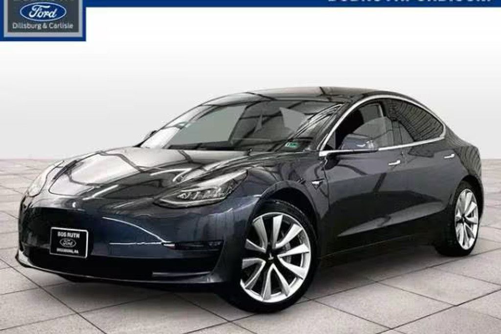 2018 TESLA Model 3 - main photo