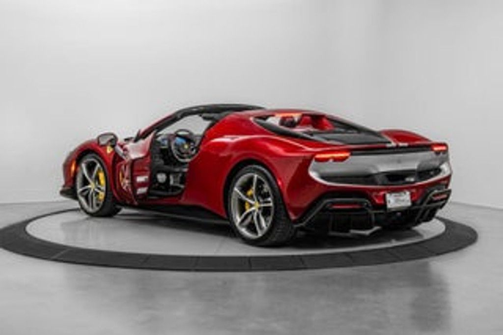 2025 FERRARI 296 - photo 2