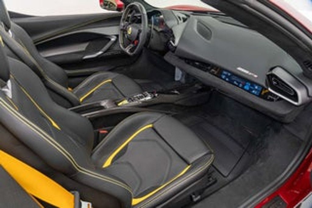 2025 FERRARI 296 - photo 32