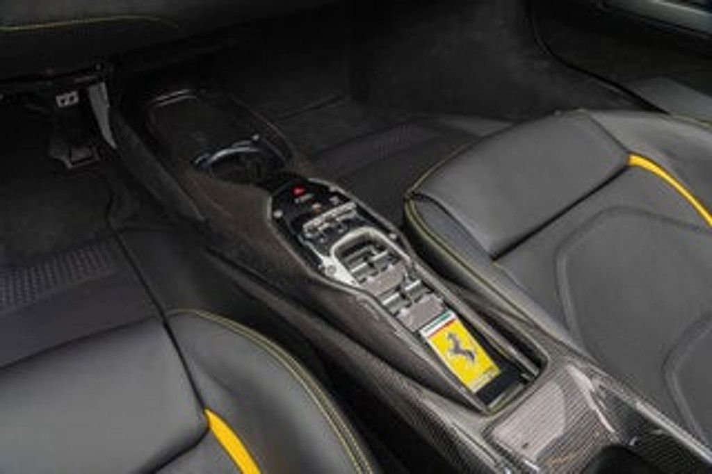 2025 FERRARI 296 - photo 6