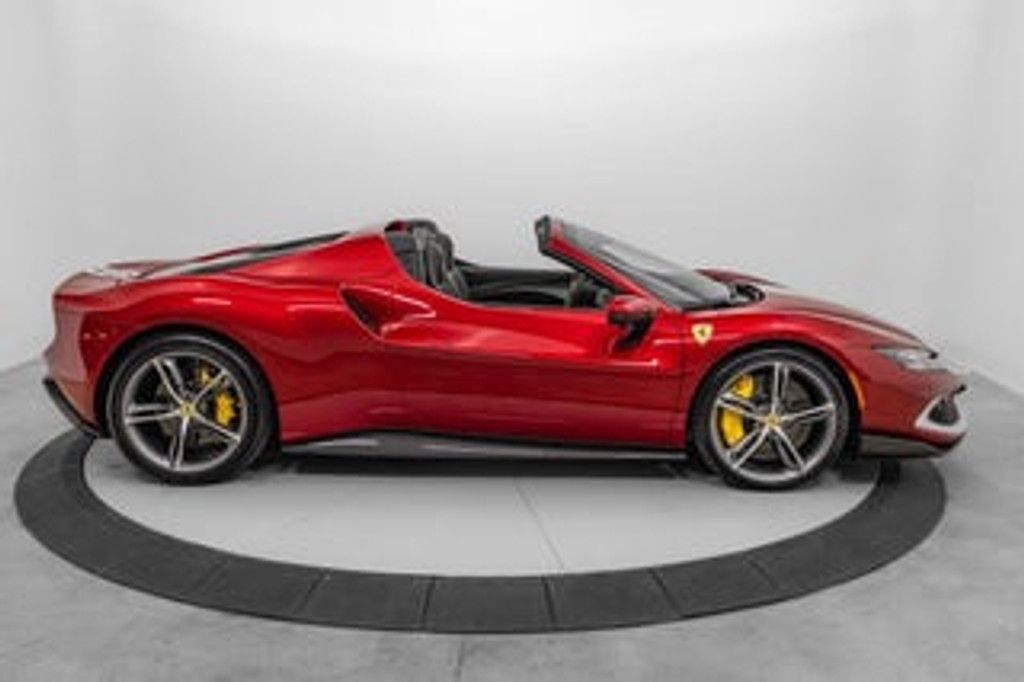 2025 FERRARI 296 - photo 9