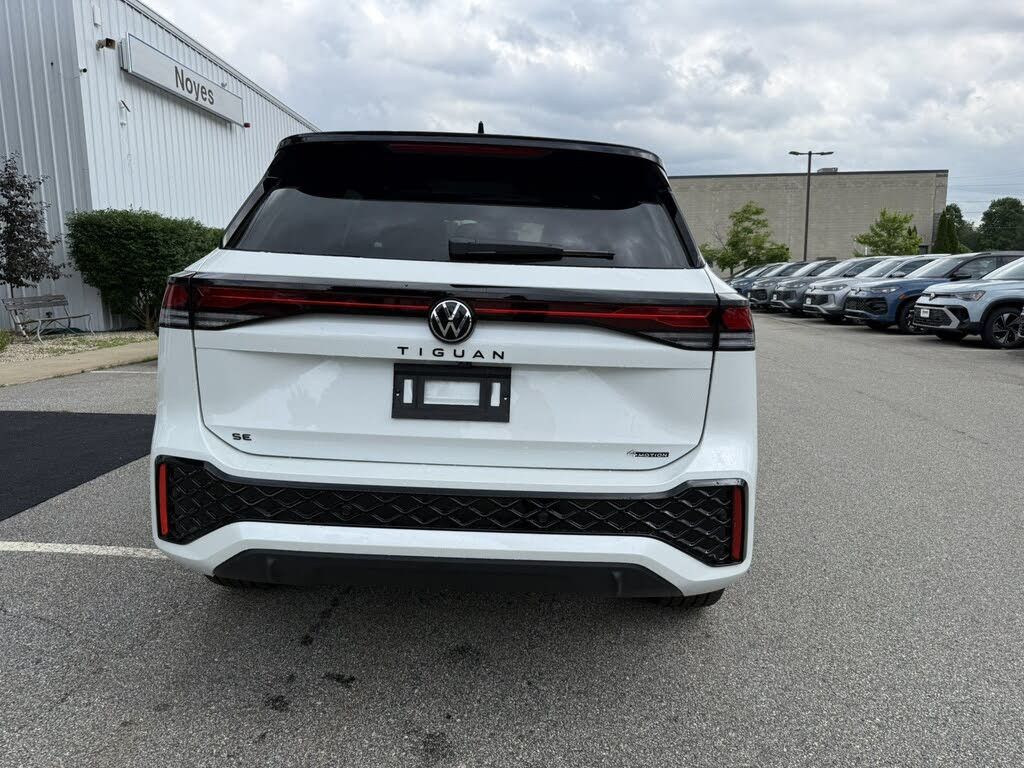 2026 VOLKSWAGEN Tiguan - photo 4