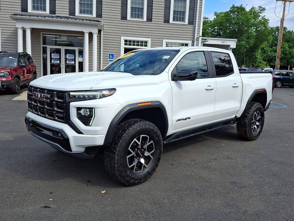 2024 GMC Canyon AT4X