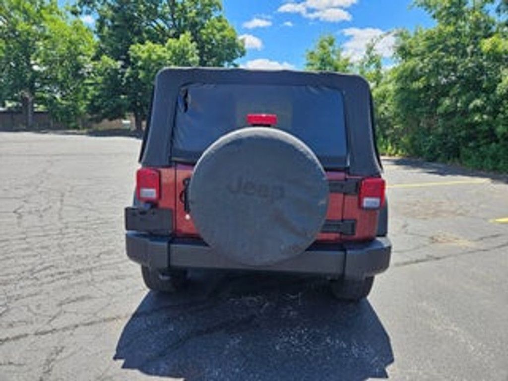2010 JEEP Wrangler - photo 8