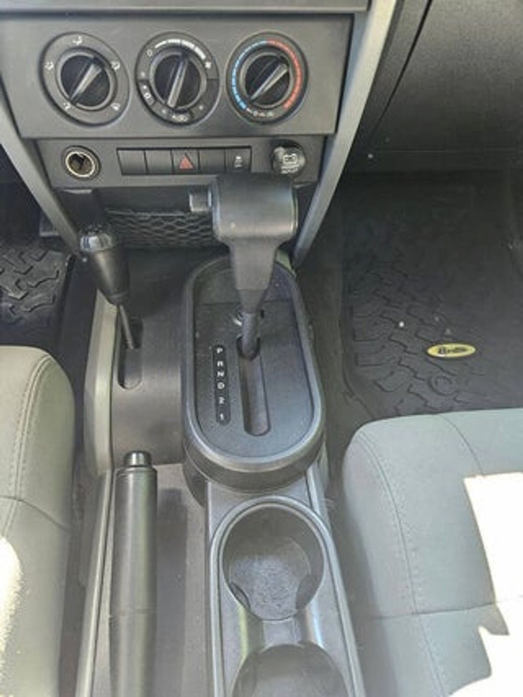2010 JEEP Wrangler - photo 11