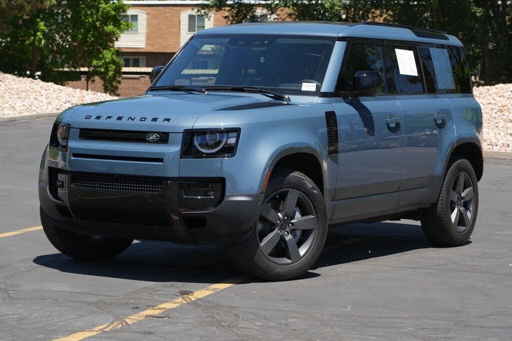 2026 Land Rover Defender 110 S