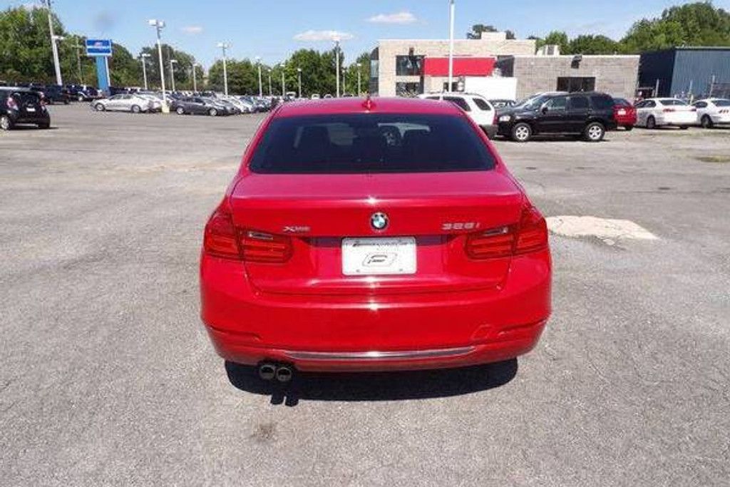 2013 BMW 328i - photo 4